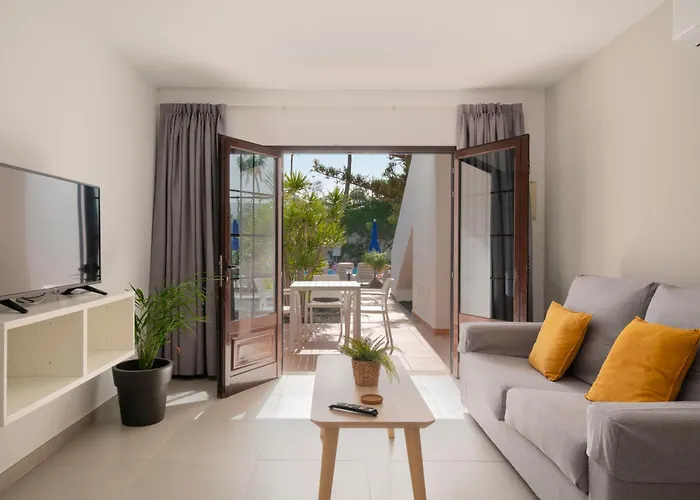 Apartamentos Fayna